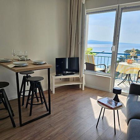 Caleta Seaview Suites II - Pool & Jacuzzi ロクヴァ・ロゴズニツァ エクステリア 写真
