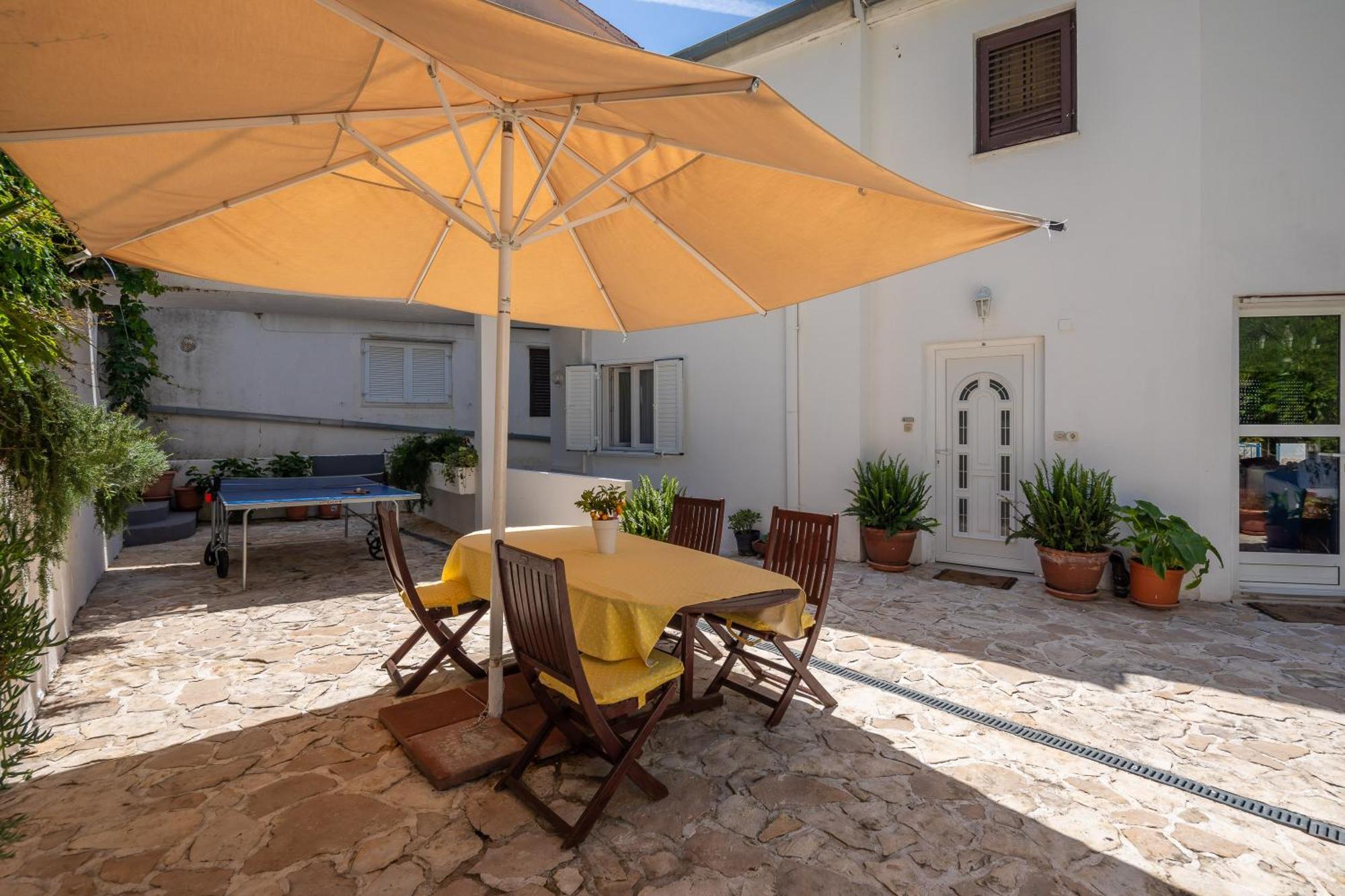 Caleta Seaview Suites II - Pool & Jacuzzi ロクヴァ・ロゴズニツァ エクステリア 写真
